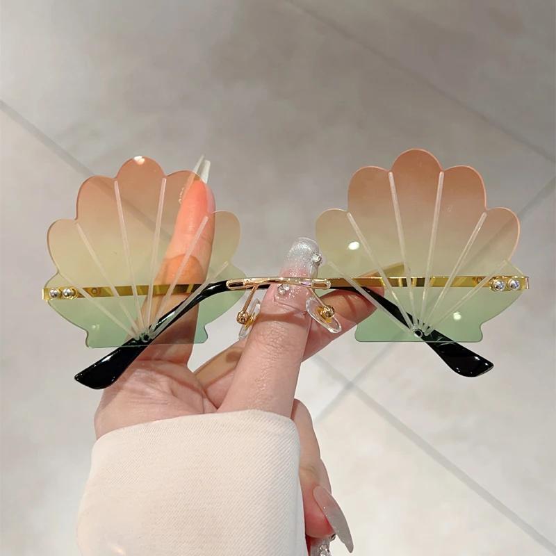 

GM LUMIAS Cute Seashell Shaped Sunglasses 2025 Rimless Multi-color Beach Vacation Decor Shades Trendy Stylish Rave Sun Glasses golden