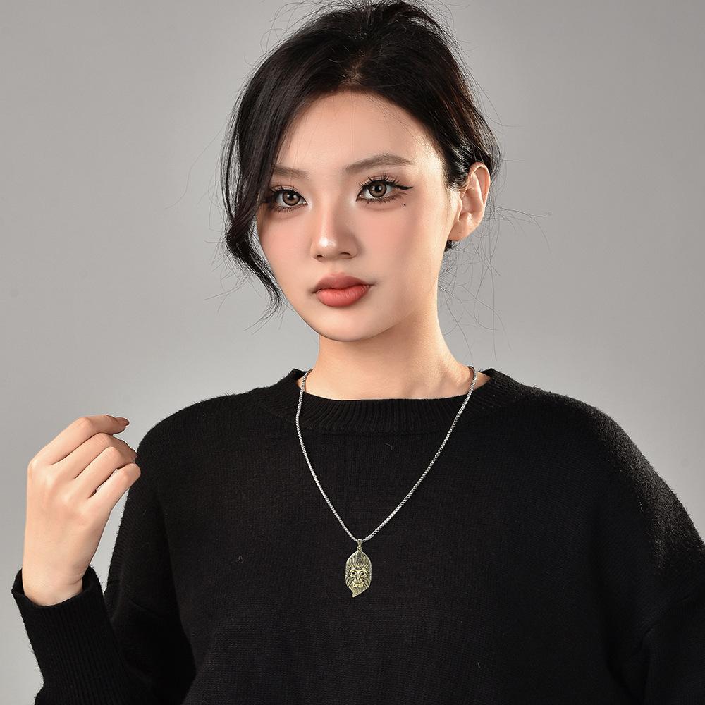 Fashionable Tian Qi Da Sheng Sun Wukong Pendant Necklace For Men With Retro Style And Finish Quality