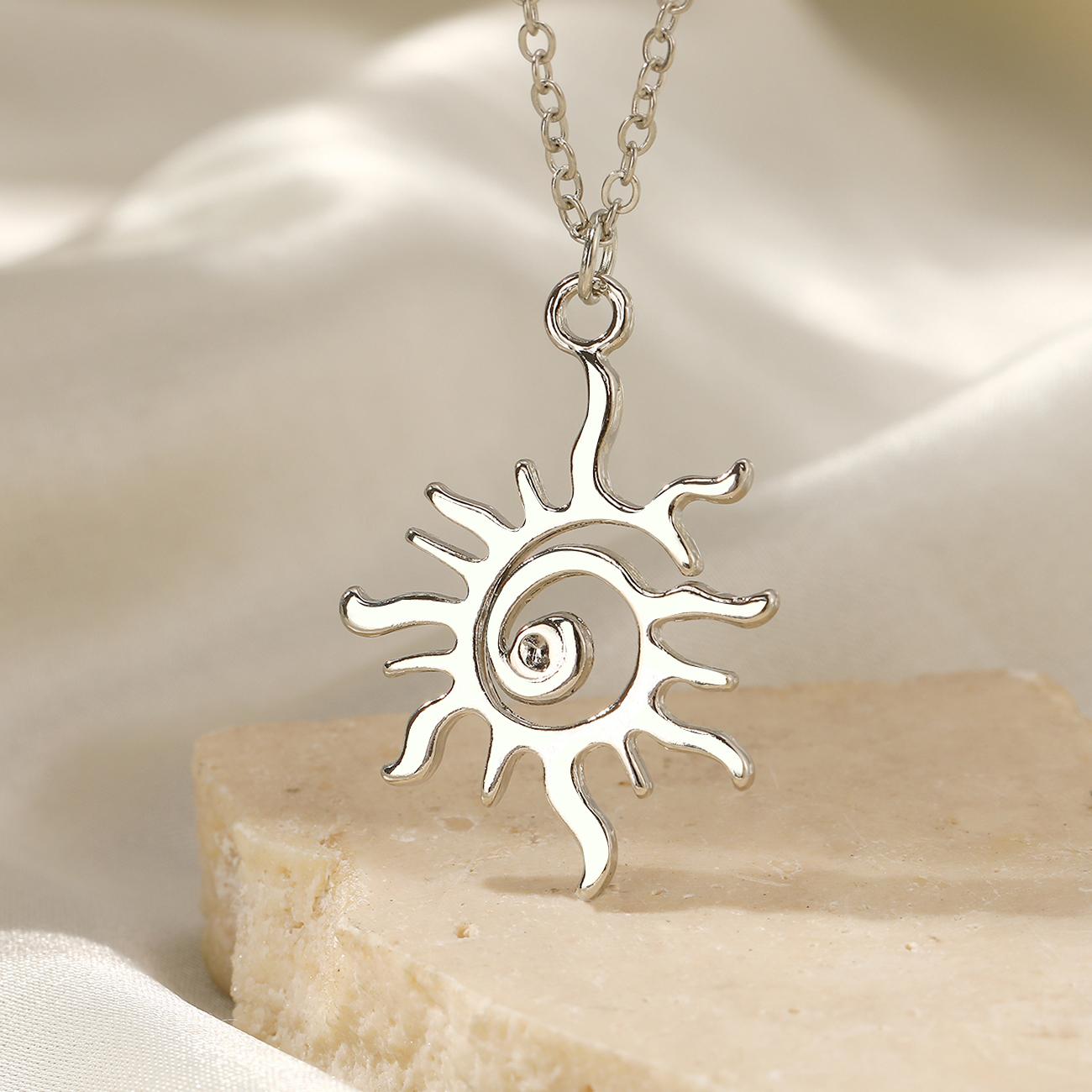 

New Punk Gothic Exaggerated Heavy Metal Big Thick Chain Choker Collar Necklace Women Goth Fashion Night Club Jewelry