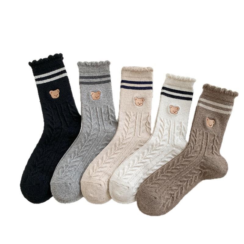 Grey Socks for Women's Autumn and Winter Warmth, Wool Mid-calf Socks, Cute Cartoon Bear Head Burken Shoes, Pile Socks