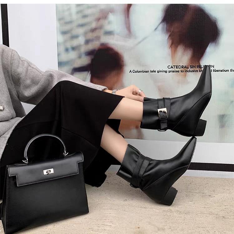 Retro Huge Good-looking Low-heeled Thin Boots Early Autumn Foreign Coffee-colored Suede Old Money Wind Small Short Boots