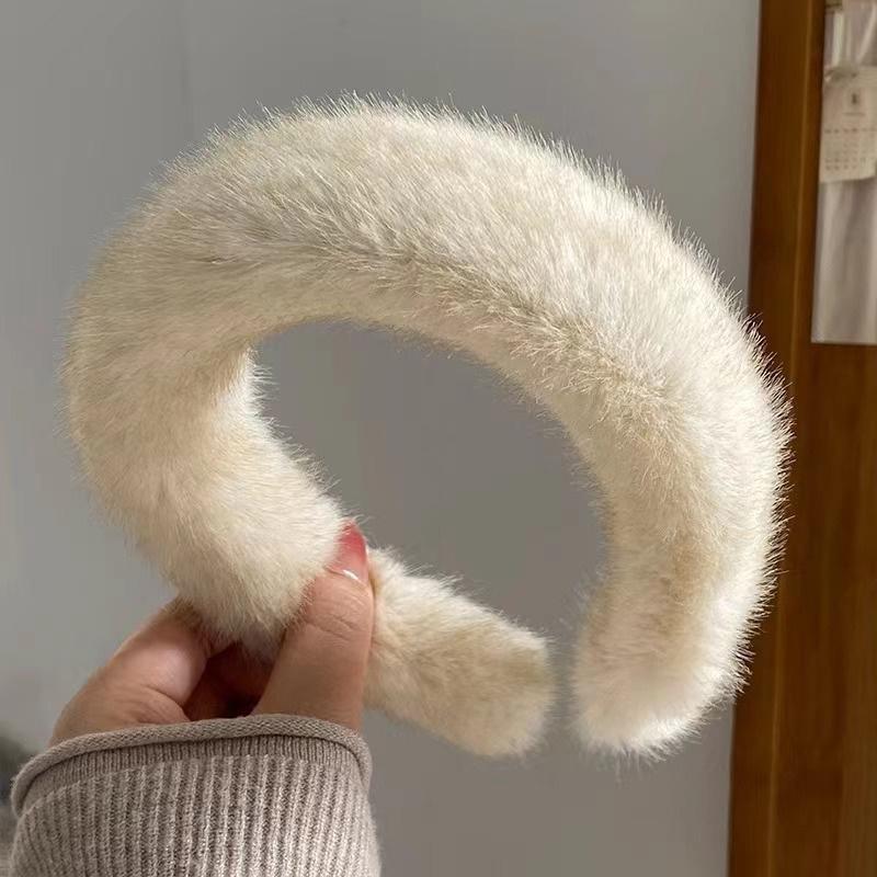 Breitere Dickere Haarbänder für Frauen Mädchen Süße Vielseitige Weiche Flauschige Fellige Haarreifen Temperament Winter Haaraccessoires Geschenke