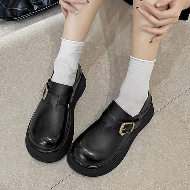 [Broken size] New leather shoes, two wear small leather shoes, muffin single shoes and one pedal