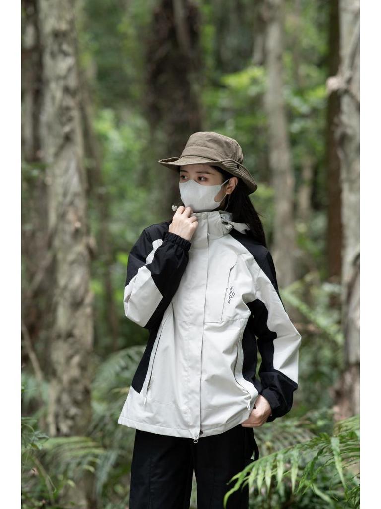 Men's 3-in-1 Windproof Waterproof Mountain Hiking Jacket with Fleece Liner