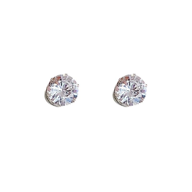 Chic Zirconia Magnetic Ear Clip: Elegant Rhinestone Cuff for Non-Pierced Ears