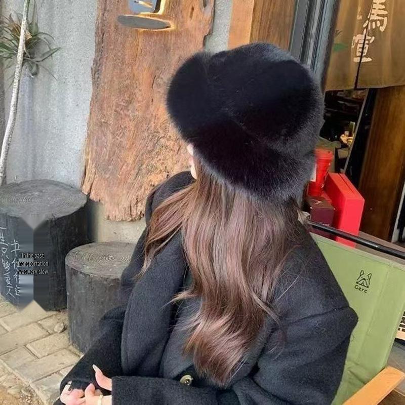 Women's Winter Leopard Print Faux Fur Bucket Hat with Ear Protection