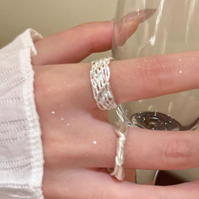 Exquisite Geometric Stackable Ring: Adjustable, Versatile, and Irregular Design for Women
