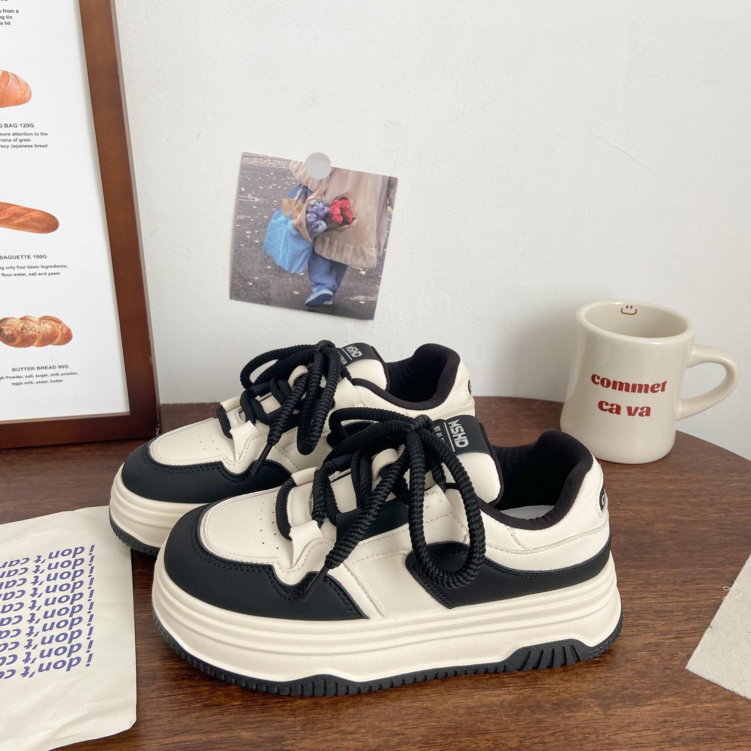 

Молочно-белые туфли на белой платформе женские маффины 2025 весна новые шикарные нишевые уродливые милые туфли-хлеб с круглым носком туфли на доске женские 40 чёрный