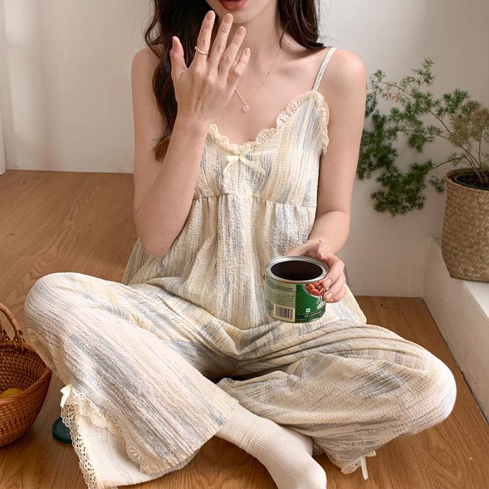 

Женская летняя пижама с V-образным вырезом и цветочным принтом, с нагрудными вкладышами — сексуальная, милая, повседневная домашняя одежда M