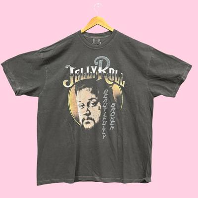 Tops – T-Shirts