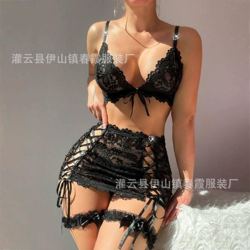 European and American bras, erotic underwear, women's sexy lace three-point hollow sexy pajamas