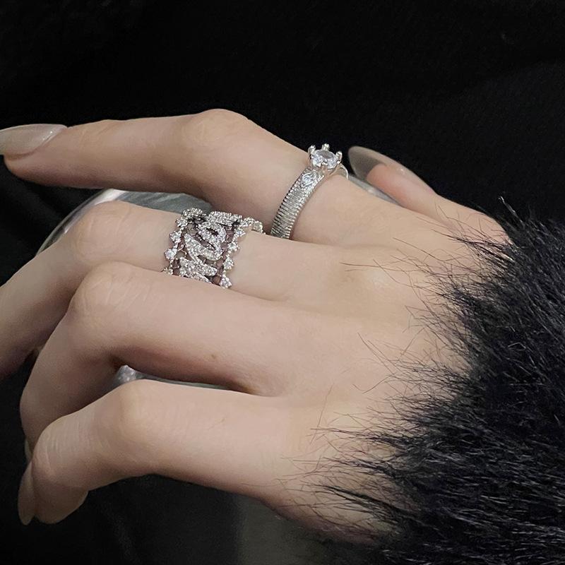 New Butterfly Pendant, Water Drop Diamond Lace Edge, High-End Niche Design, Light Luxury Open Ring, Personalized Ring, Woman.