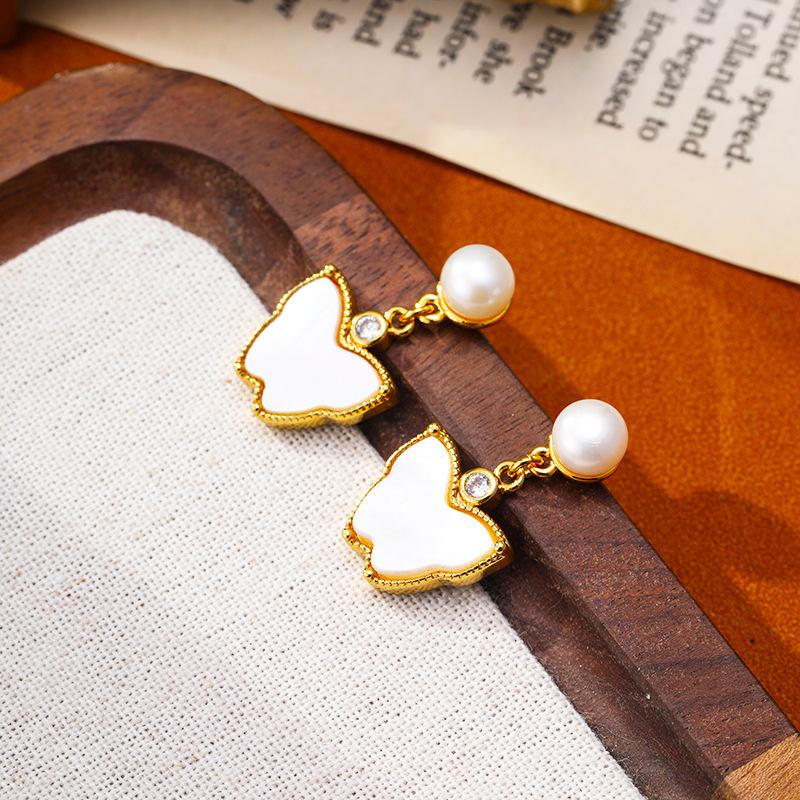Women's Light Luxury Design Elegant Imitation Pearl Butterfly Earrings Fashionable And Versatile Niche Design Earrings