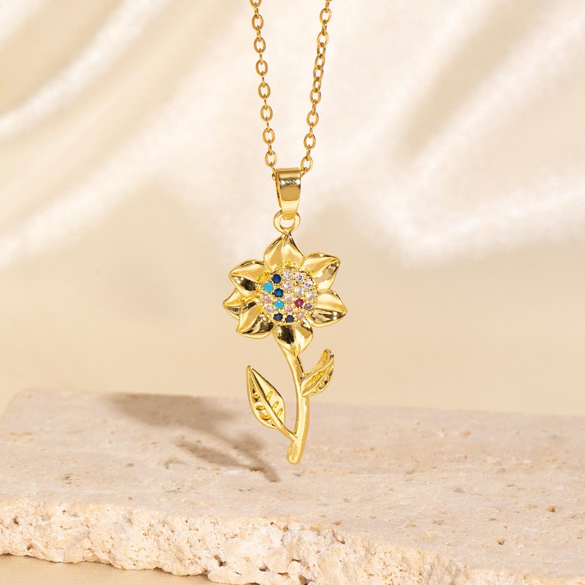 

Korean Style Luxury Sunflower Necklace: 18K Gold-Plated Copper with Diamond Inlay, Stylish Clavicle Chain for Women 18K Gold Plated