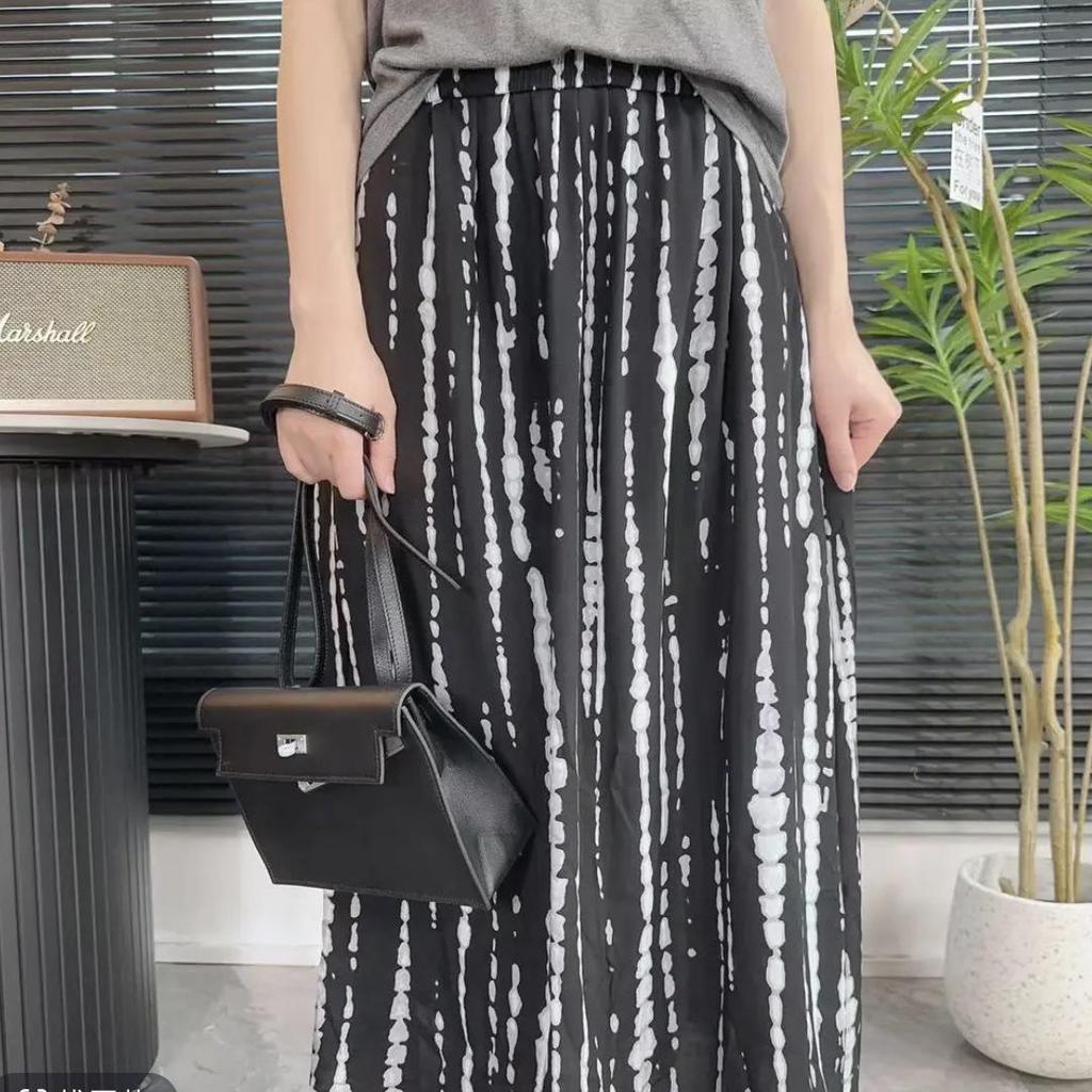 Versatile A-Line Black Midi Skirt for Women - Cotton & Rayon, Spring/Summer/Autumn 2025 Collection