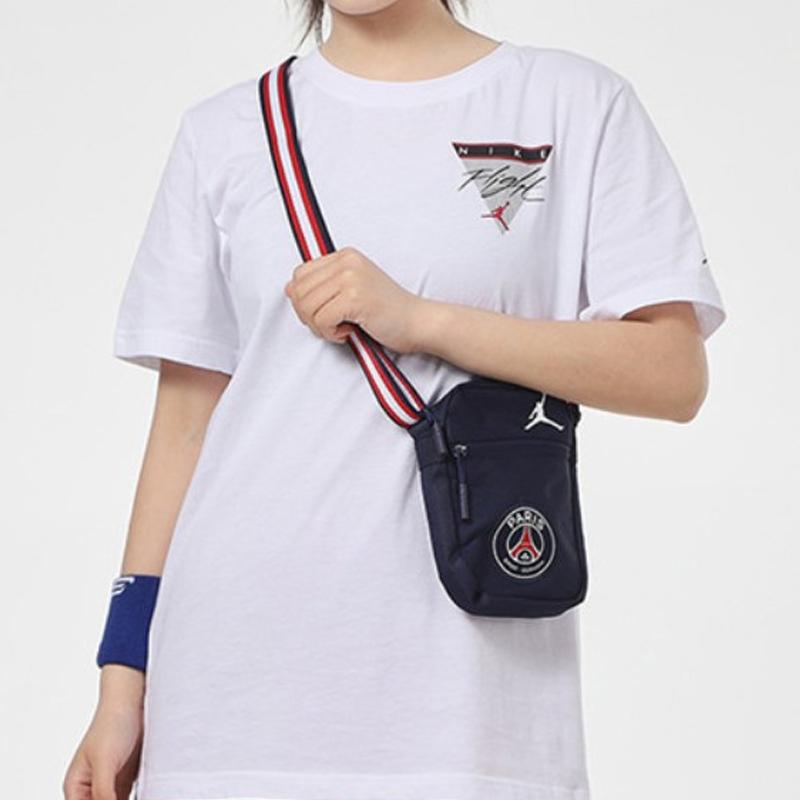 Jordan Poliestrowa torba crossbody Regularna Unisex Ciemnoniebieska Jordan JD2123008GS-001