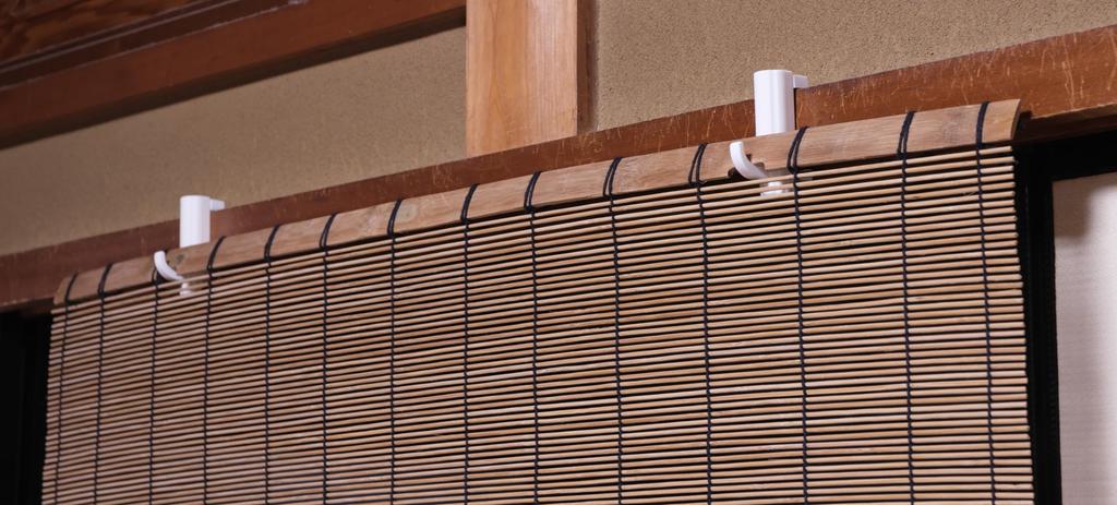 Set of Lintel Hooks for Indoor Fits up to 40mm 2kg Weight Capacity Screw No Tools or Drilling Made of ABS by Mizukan Seirensho 4 Blinds, Thick, (Per