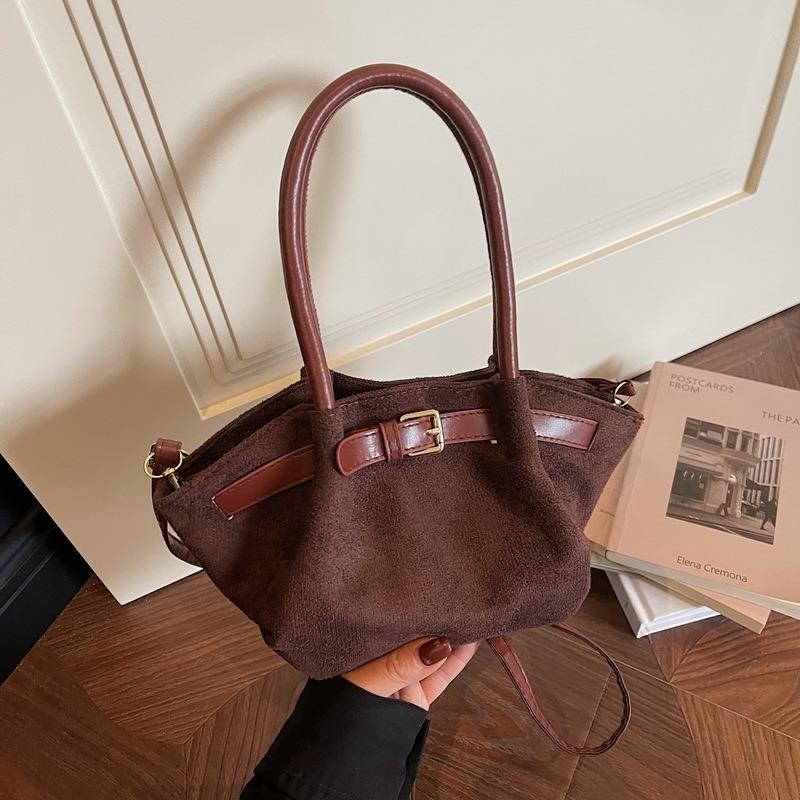 Autumn and winter niche suede bag women's new versatile messenger bag fashion handbag small bag