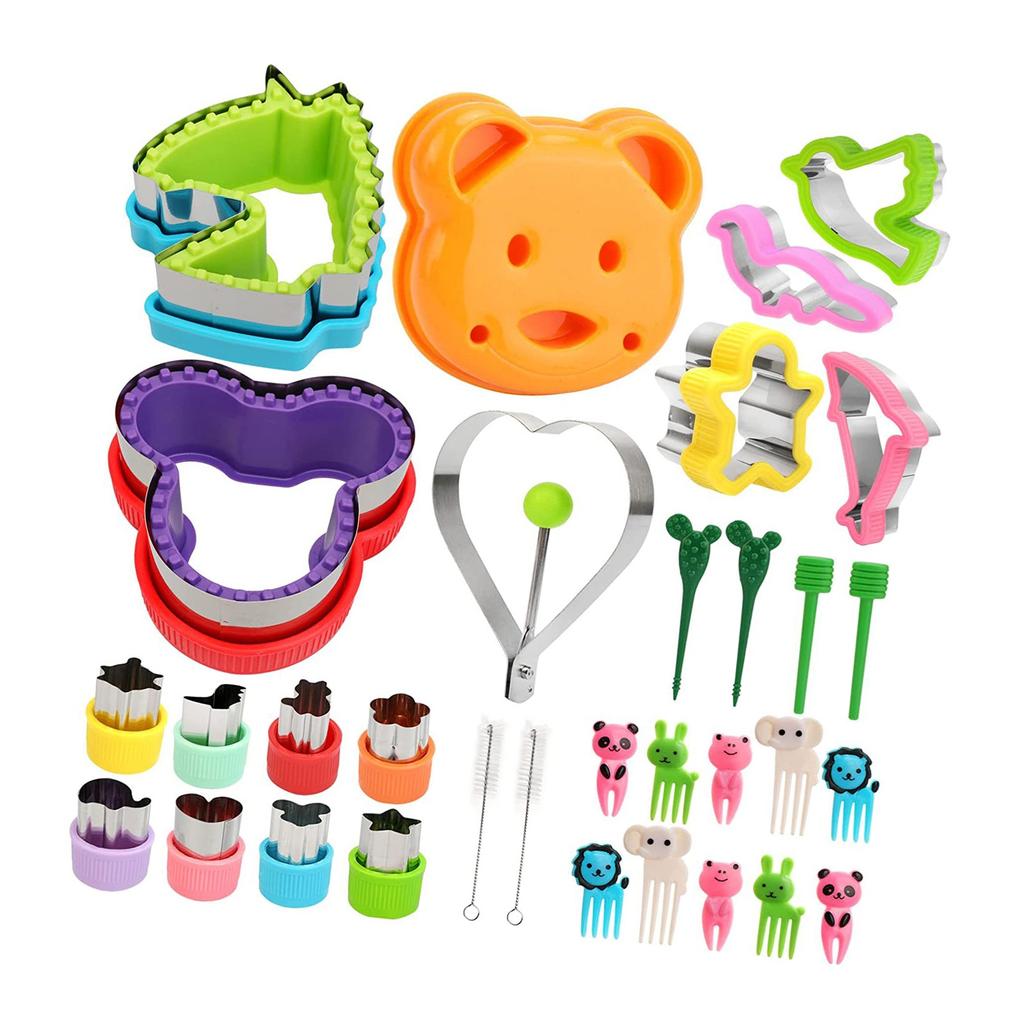 32PCS Sandwich Cutter and Sealer Set Stainless Steel Bread Fruit Cutters Heart Shaped Egg Shaper Wit