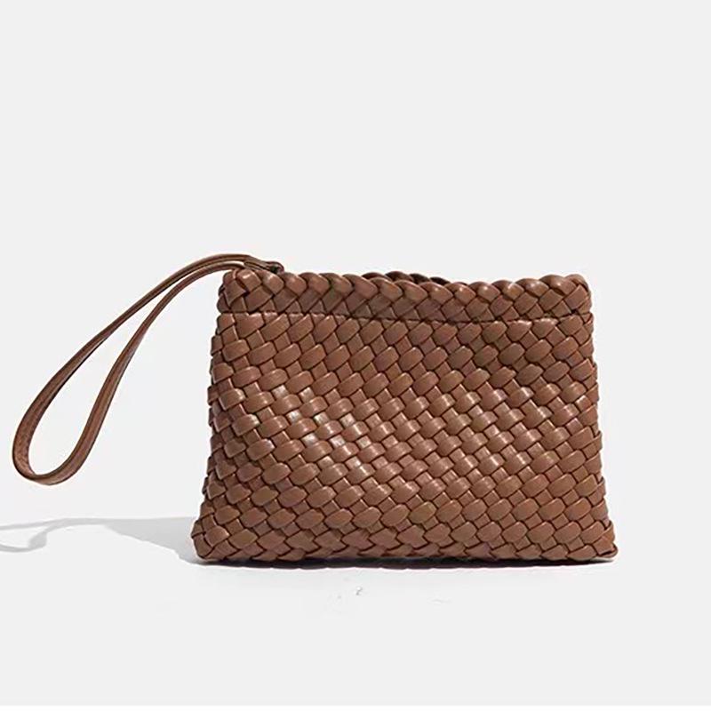2024 Korean-Style Woven Women's Bag: Fashionable, Large-Capacity, Cross-Border Design for Everyday Use