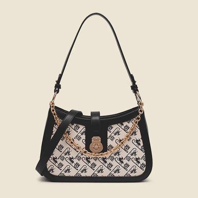 Contrasting Korean Feminine Handheld Baguette Bag Fashion Embossed Girl Armpit Small Square Bag Casual and Versatile Girl Chain