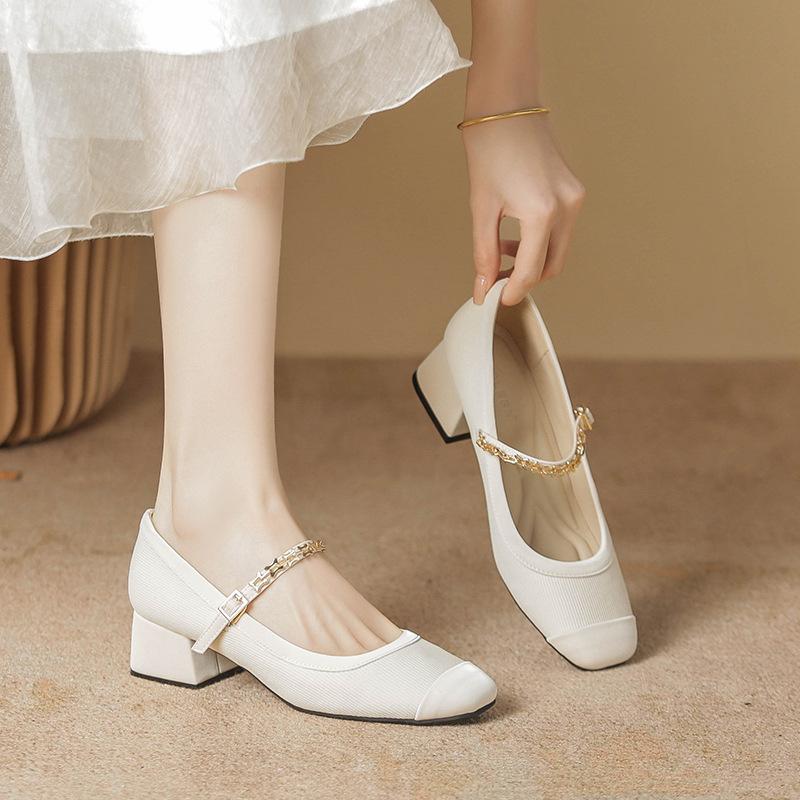 Spring French Retro Burgundy Wedding Shoes Shallow Mouth Mary Jane Square Head Thick Heel One Word Buckle Belt Single Shoes Women