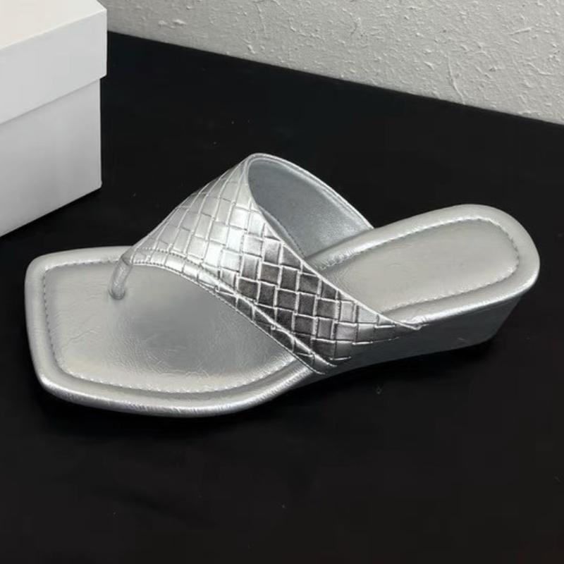 

Fashion Sexy Square Toe Mid Heels Slippers Clip Toe Women Heeled Shoes 2025 Summer Wedges Pumps Shallow Slides Dress Sandalias De Mujer 40 серебряный