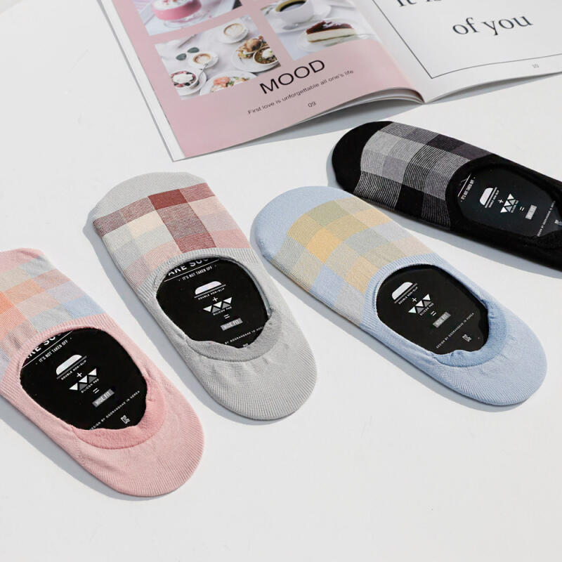 fake054_Pastel Check Check Socks black