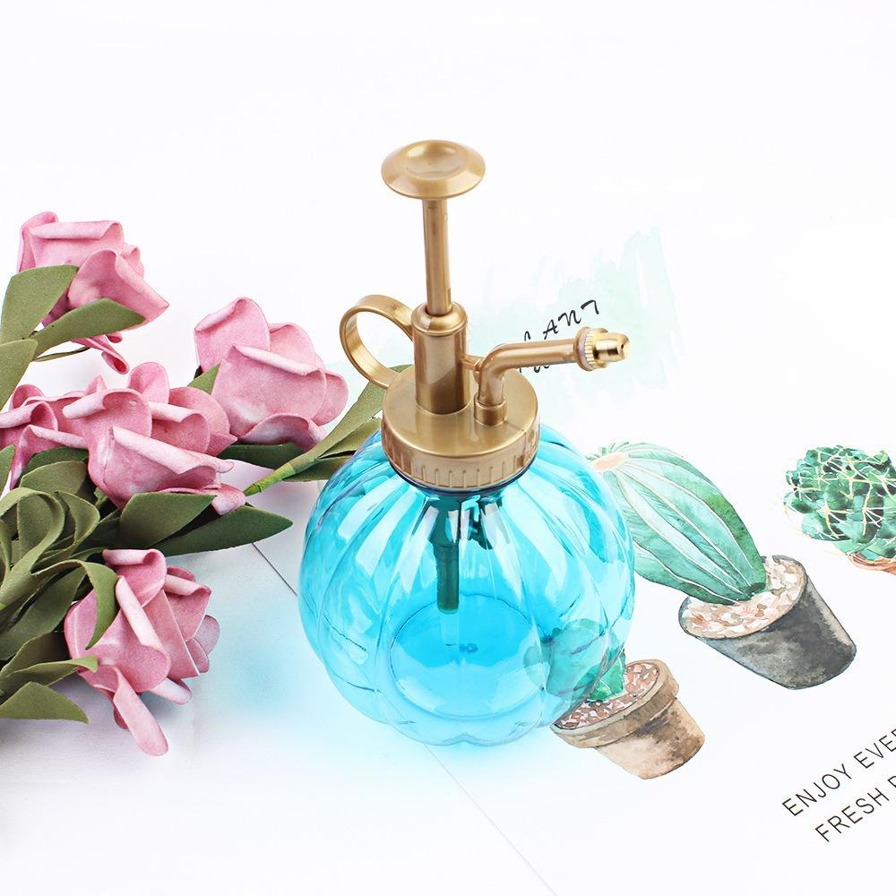 1PC Household Plastic Flower Watering Spray Bottle Pressure Succulent Plant Watering Kettle Small Retro Pumpkin Flower Watering Sprayer Watering Can