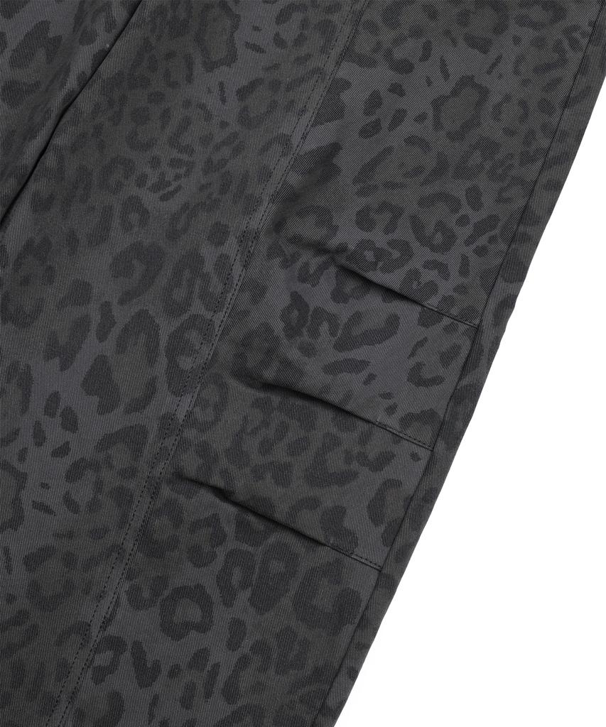 EASY NO EASY Curved Leopard Pants - Charcoal