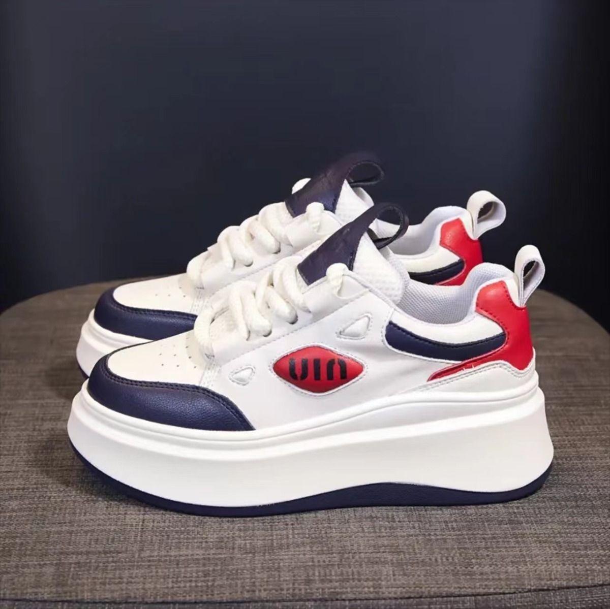 

Versatile platform little white women s shoes heightening board shoes autumn high-end casual sports shoes 35 чорний