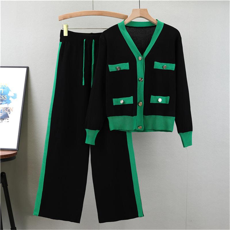 

Осінній в язаний костюм для жінок, кардиган приталеного крою з V-подібним вирізом, штани широкого крою, светр, набір з двох предметів One Size чорний