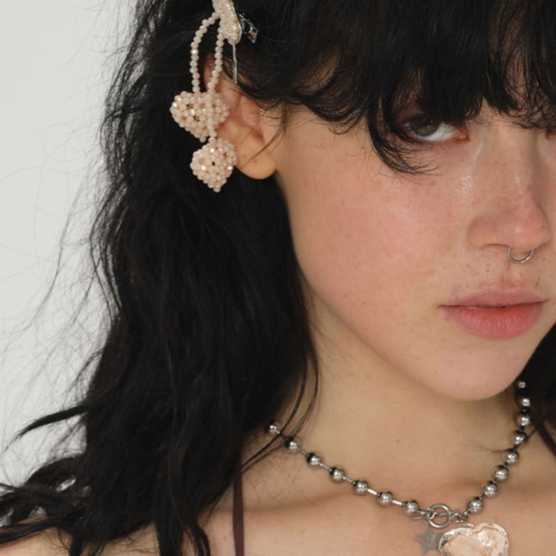 

Eireve CHERRYx2 BEADED HAIR CLIP (APRICOT CREAM) Apricot cream