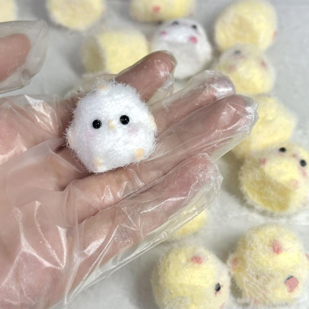 Silicone Chicken Squishy: Handmade Chick Craft, Funny Stress-Relief Toy – TikTok's Viral Fidget Plush Toy