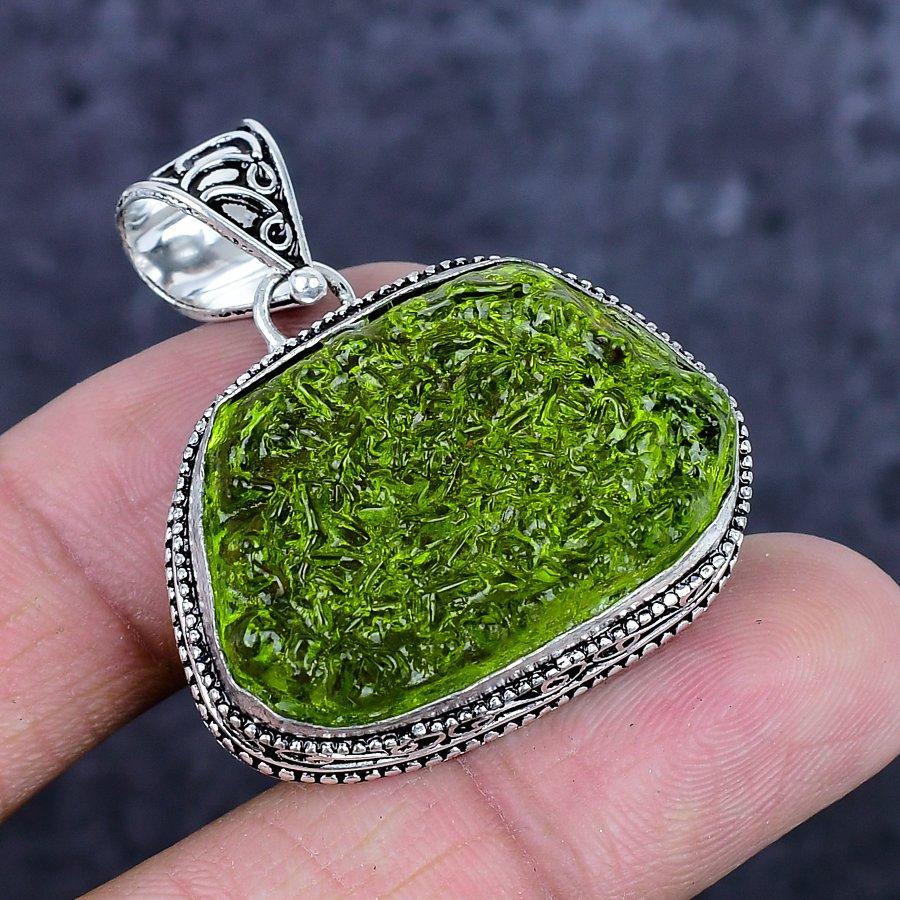 Natural Moldavite Quartz Gemstone 925 Sterling Silver Jewelry Pendant 1.62" ETC-14320