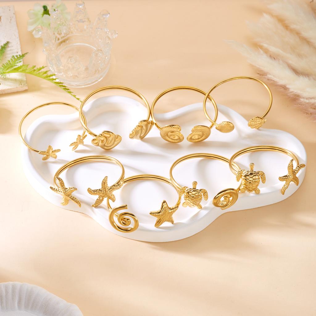 Vintage Stainless Steel Ocean Series Bangle for Women Gold Color Shell Starfish Conch Turtle Bracelet Boho Beach Party Jewelry