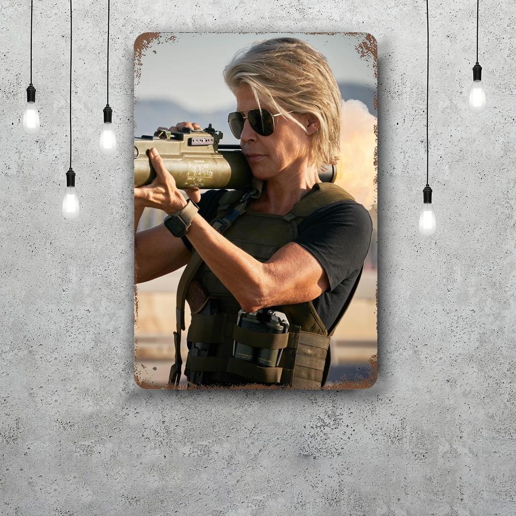 Linda Hamilton Metal Signs wall decor Vintage Tin Signs Captain Metal Poster Decor for Bar Pub Club Wall Decoration