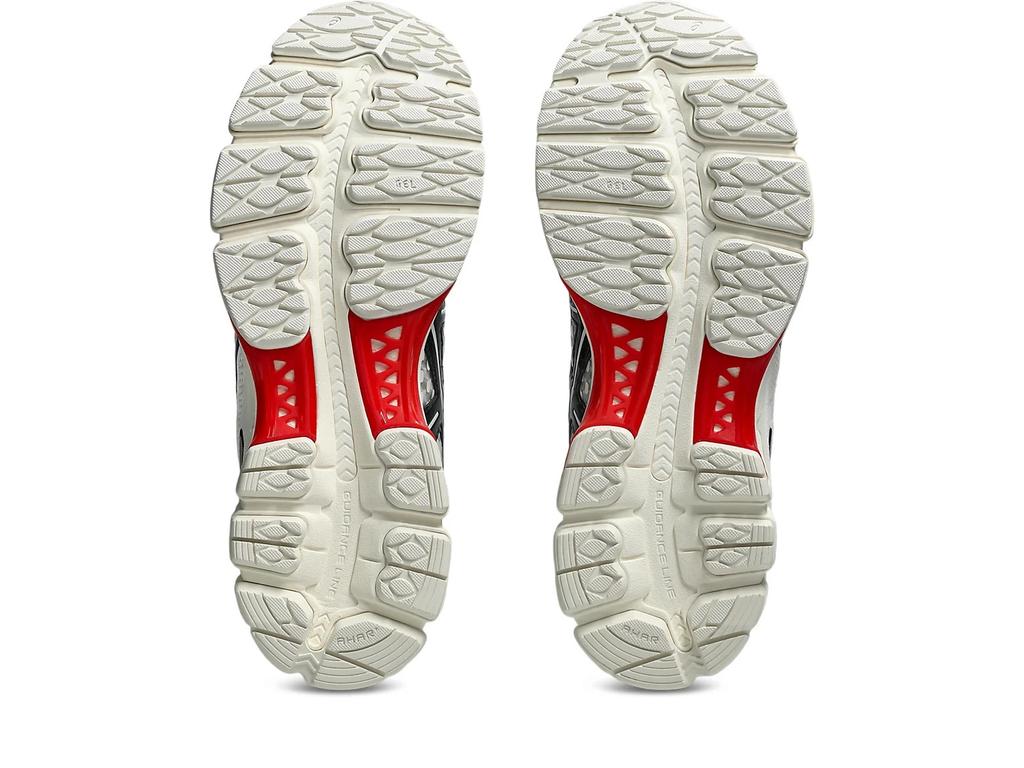 1203B001-100 PACE A Asics Gel-Kayano 12.1 Cream Black (Men's)