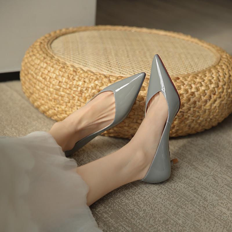 Pointed nude single shoes women's 2025 spring new versatile stiletto light mouth high heels OL work shoes