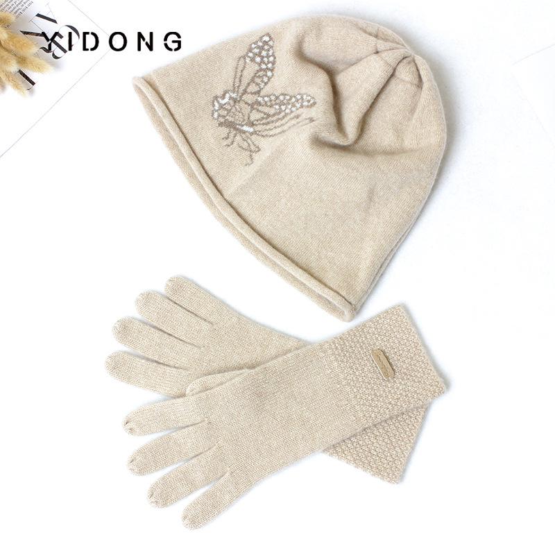 Cable Knit Cashmere Gloves & Hat Set with Leather Trim