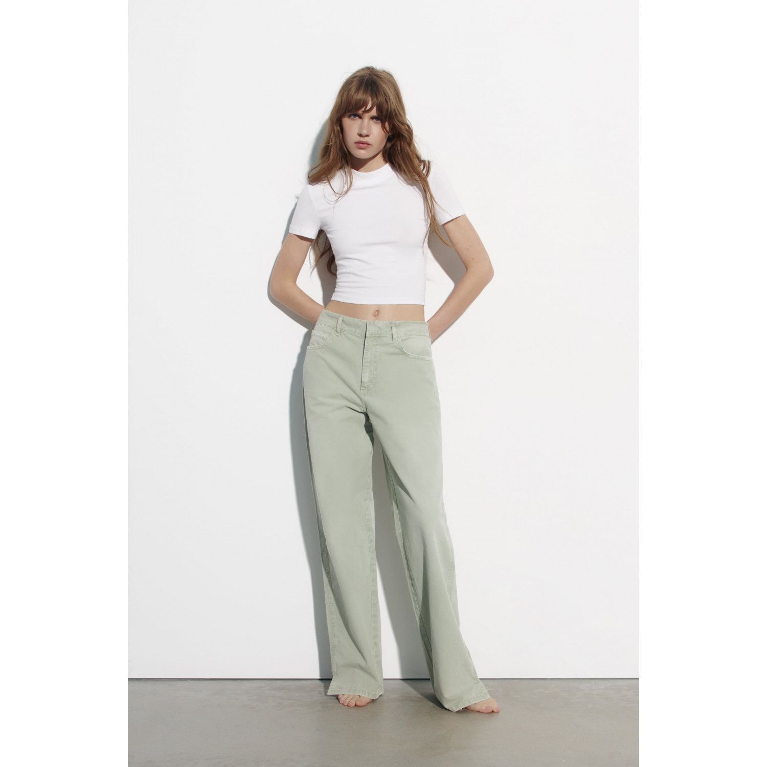 

HIGH-RISE WIDE-LEG SPLIT TRF JEANS