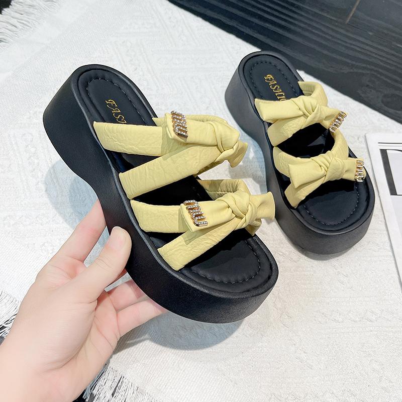 

Летняя женская обувь сандалии пляжная обувь для ходьбы уличные женские сандалии мягкая обувь женские слипоны женская обувь тапочки женские 35 жёлтый