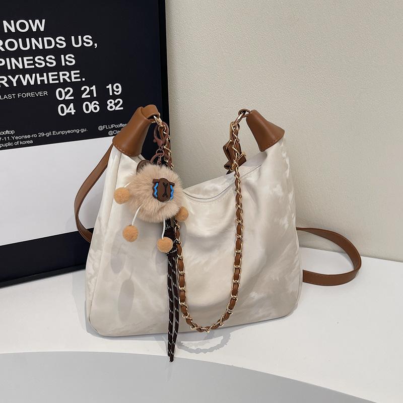 Large-capacity bag women's autumn and winter versatile new leisure chain shoulder messenger bag commuter tote bag