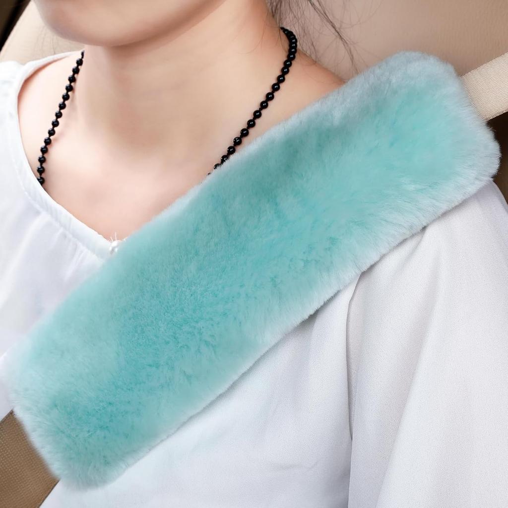 OGLAND  Sheepskin Soft Fuzzy Car Seat Belt Cover Pad, Comfy Fluffy Seatbelt Covers for Shoulder Pad Neck Cushion Protector Car Accessories Woman Man