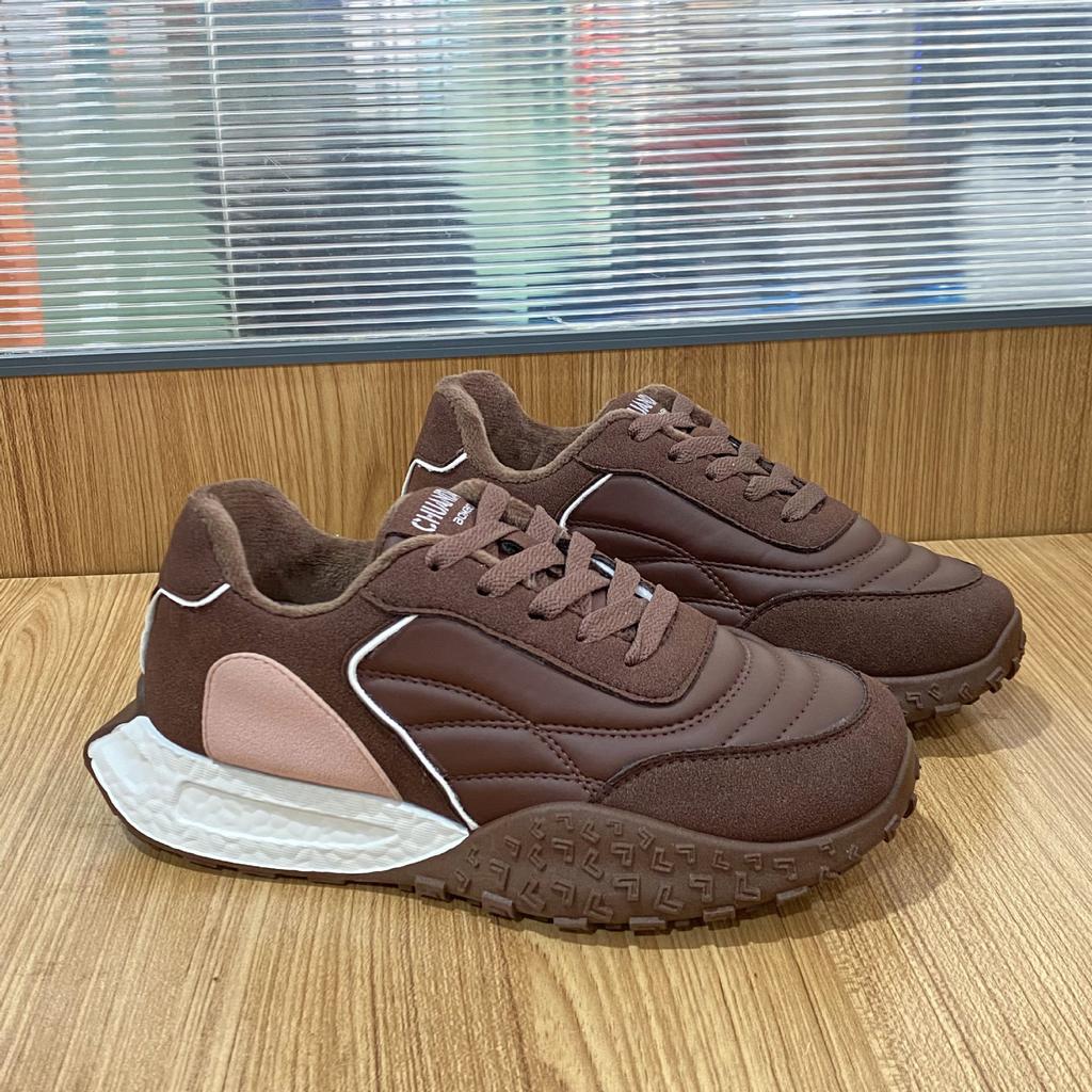 Color matching German training shoes women's 2025 new autumn and winter retro thick-soled velvet dad shoes women's sports Forrest Gump shoes women