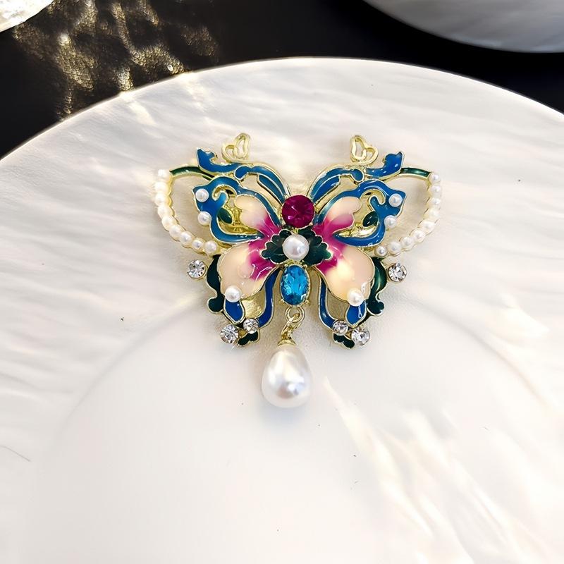 Butterfly Temperament Women's High-end Luxury and High-end Temperament Animal Accessories Brooch