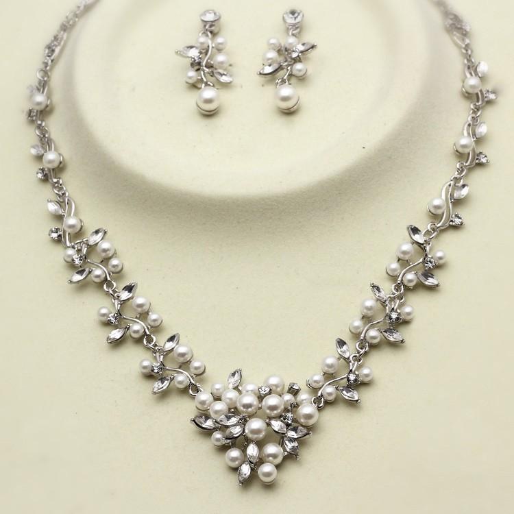 Fashion Artificial Jewellery Gold Plated Stainless Steel Luxury Small Pearl Beaded Necklace and Earring Jewelry Sets for Women