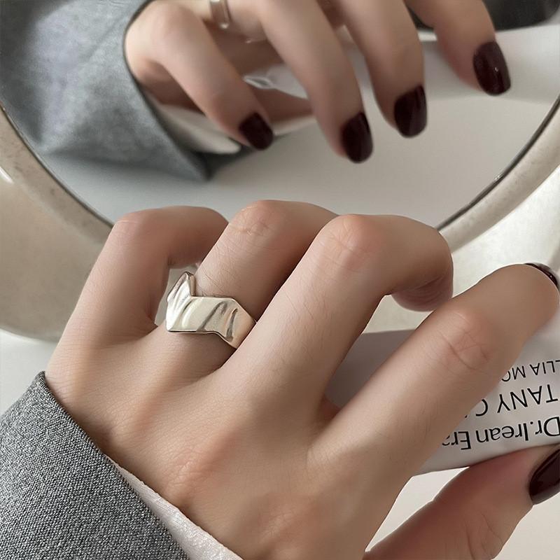 Trendy Korean Inspired 925 Sterling Silver Finger Ring With Bold Style