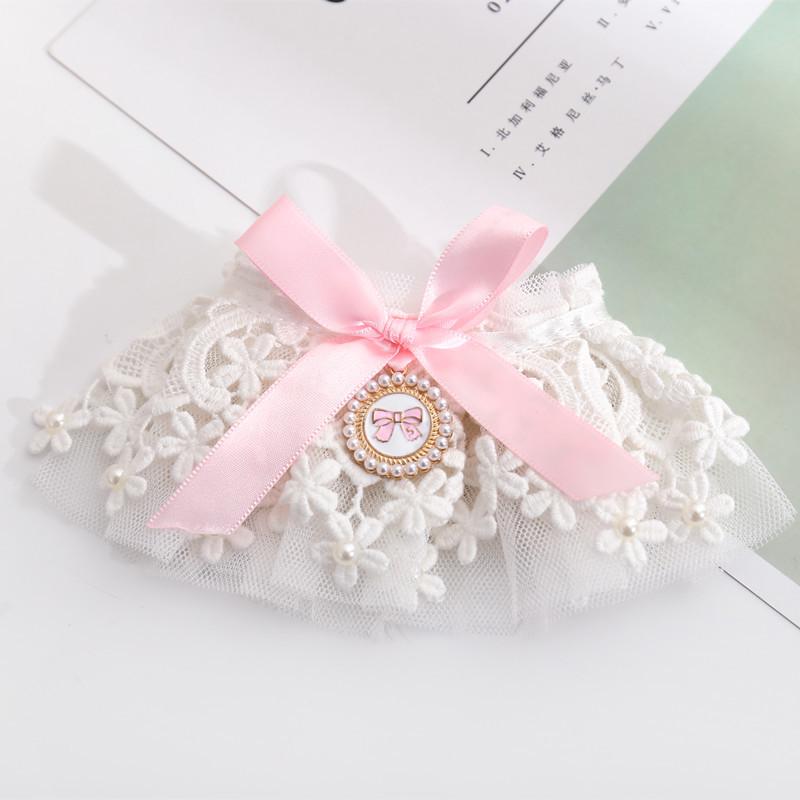Pet Lace Pearl Collar: Plush Cat Necklace & Cute Dog Saliva Towel