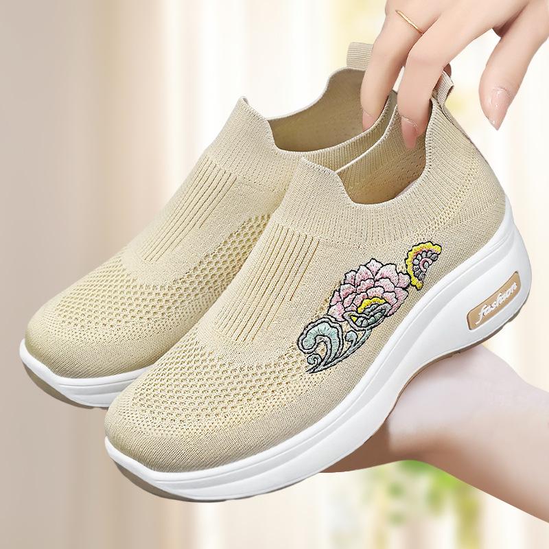 Shoes women's autumn new lightweight muffin sole casual shoes women's heightening shoes versatile platform shoes foreign trade women's shoes